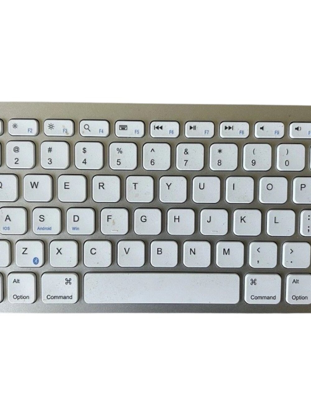 Anker Ultra-Compact Bluetooth Wireless Keyboard – White/Silver - No Dongle